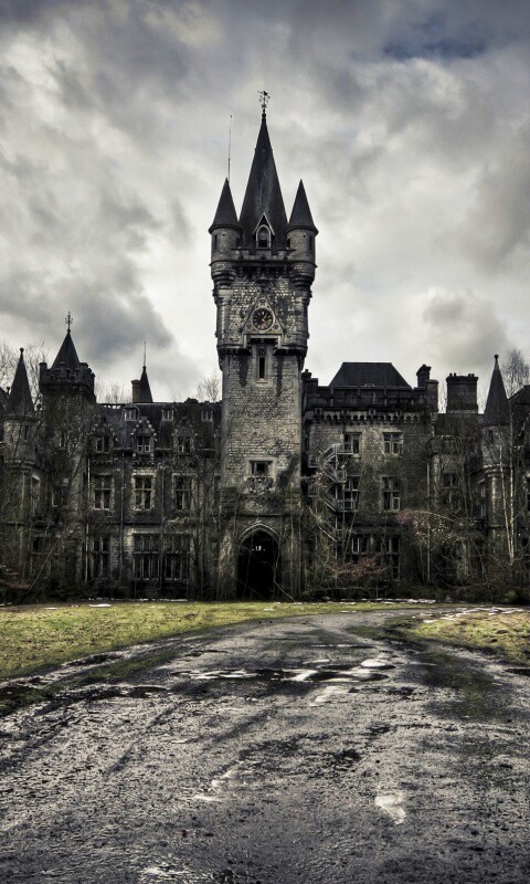 Разрушающийся замок обои