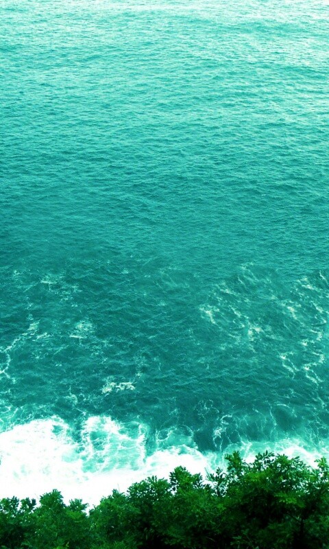 Утёс у красивого моря обои