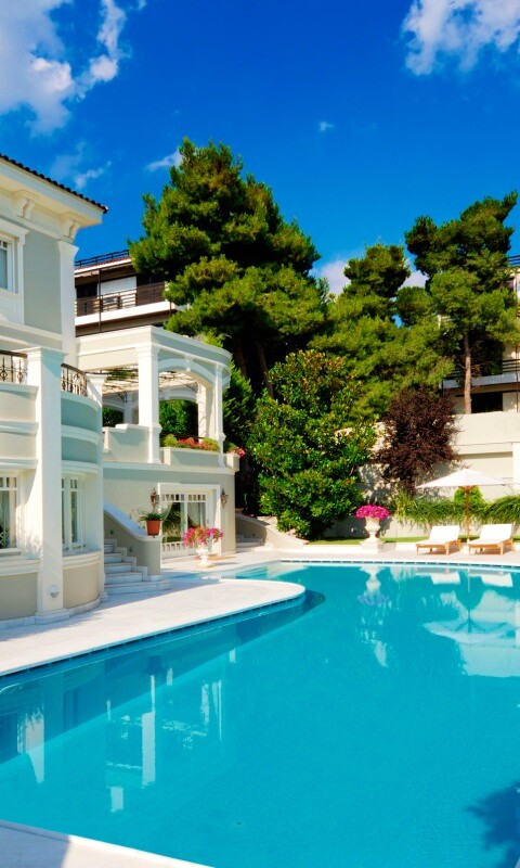 Особняк с бассейном обои