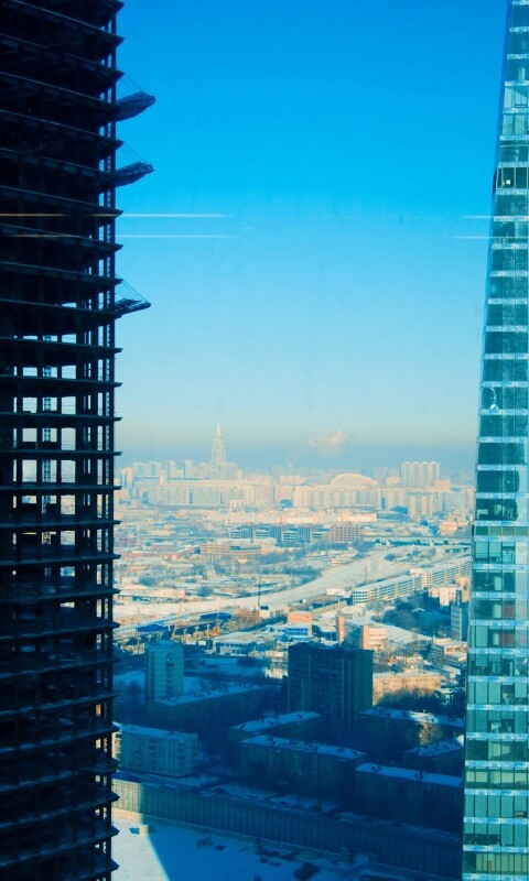 Строительство небоскреба в Москве обои