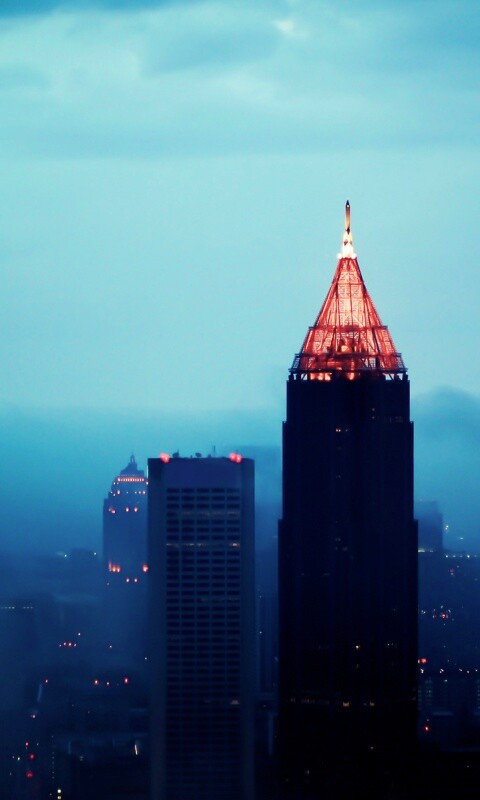 Небоскребы в тумане обои