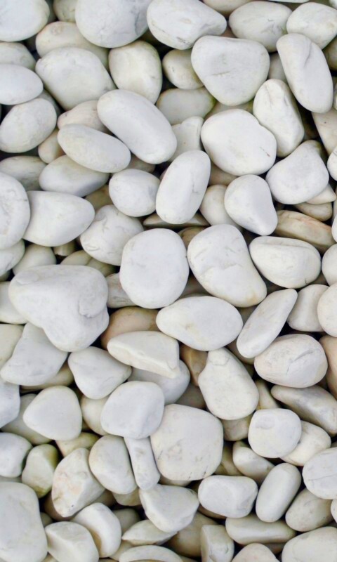 Крупная белая галька обои