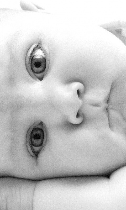 Задумчивый обои