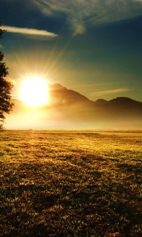 Восход над горами обои