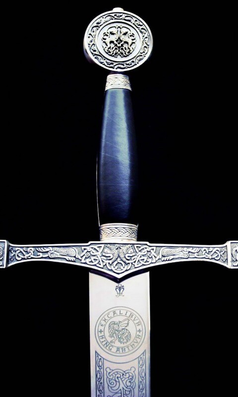 Гарда и эфес средневекового меча обои