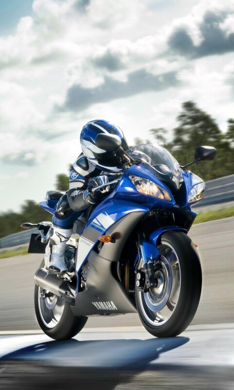 Мотоциклист на треке обои