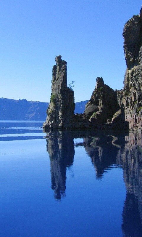 Скалистый берег обои