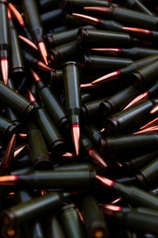 Черные патроны обои