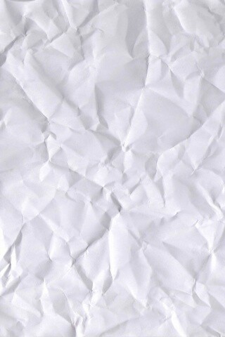 Мятый лист белой бумаги A4 обои