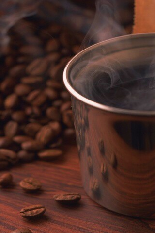 Чашка свежесваренного кофе обои