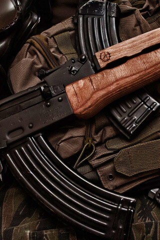 Автомат АК-47 обои