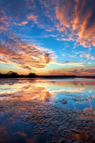 Дивный закат на озере обои