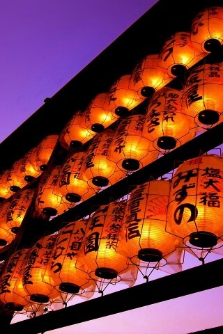 Японские фонарики вечером обои