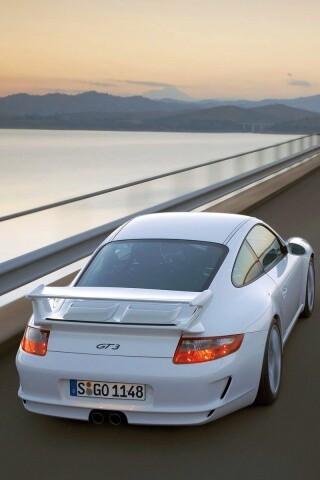 Порше на дамбе обои