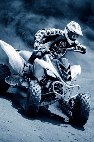 Спортсмен на квадроцикле обои