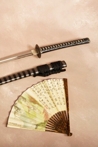 Катана и веер обои
