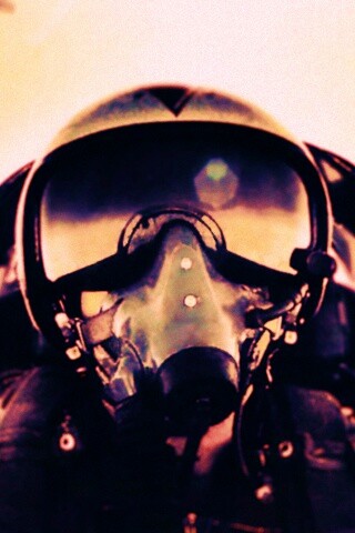 Пилот истребителя обои