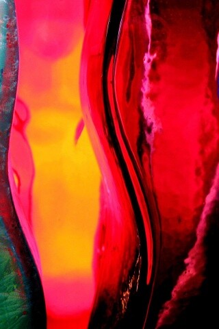 Цветные линии на стекле обои