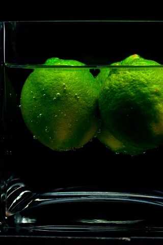 Лайм в стакане обои