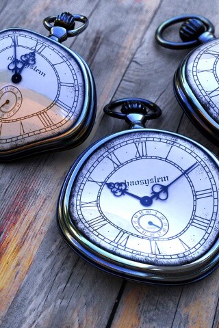 Изогнутые часы обои