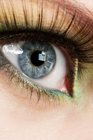 Глаза цвета стали обои