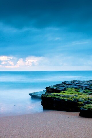 На берегу обои