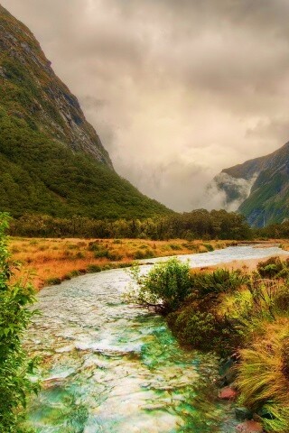 Горная река обои