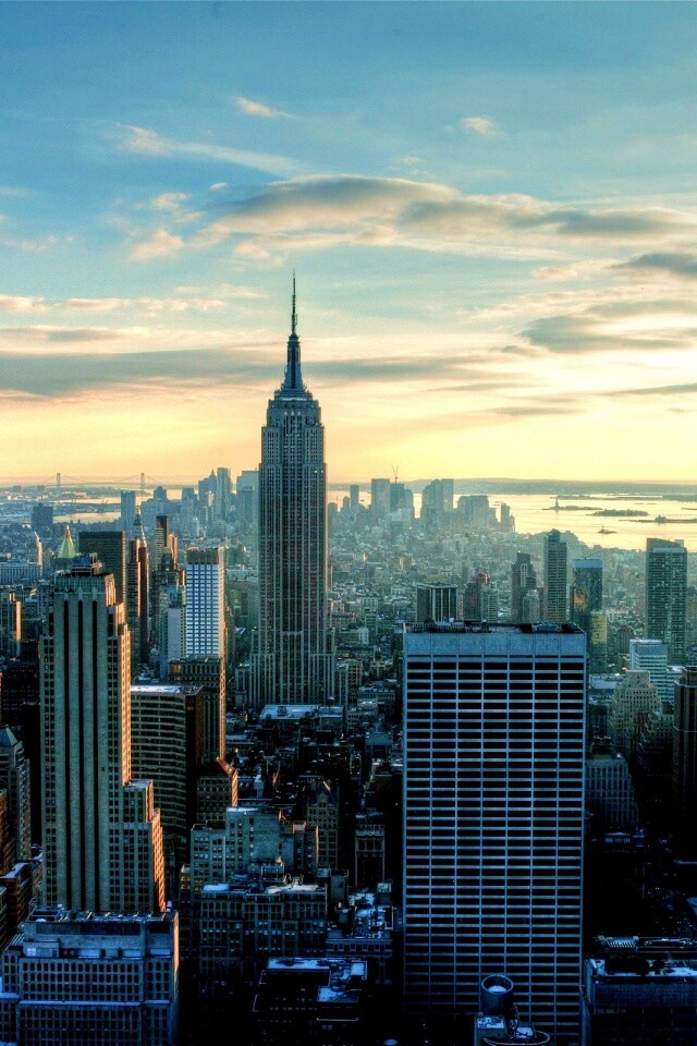 Большой город обои