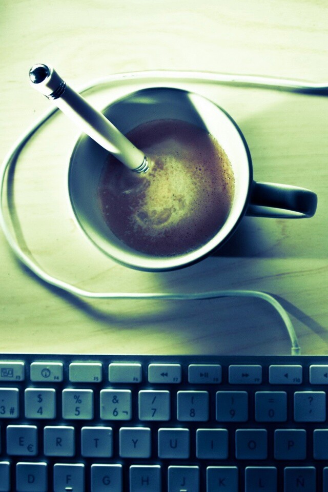 Ручка в кофе обои