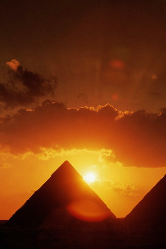 Египетские пирамиды на закате обои