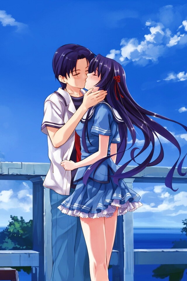 Поцелуй на набережной обои