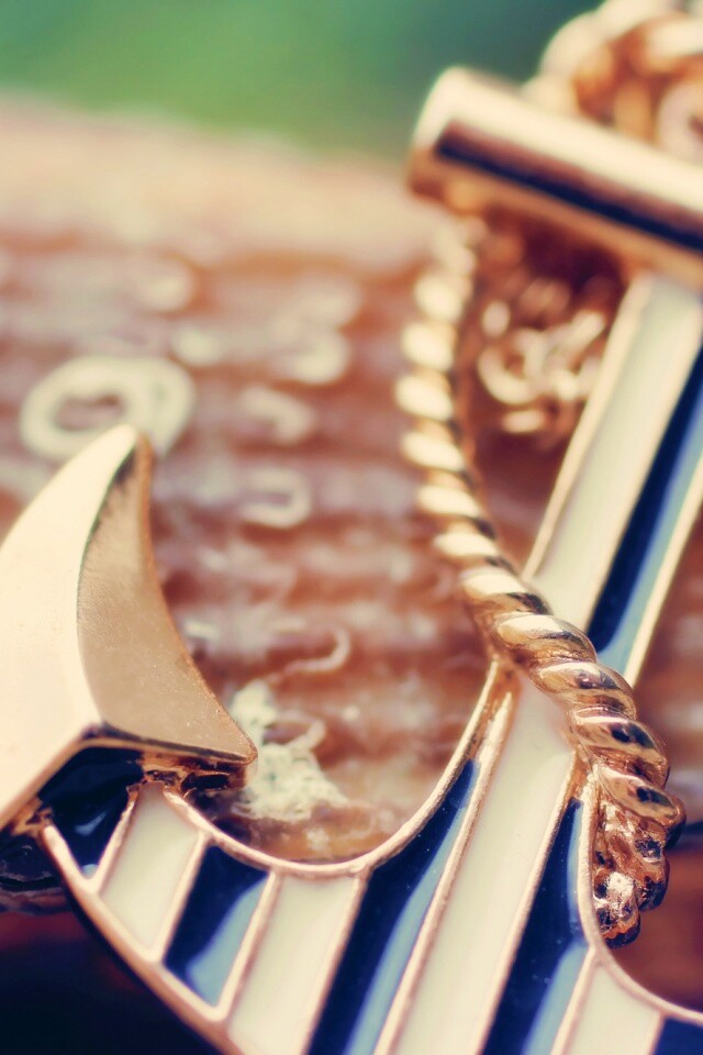 Кулон в виде якоря обои