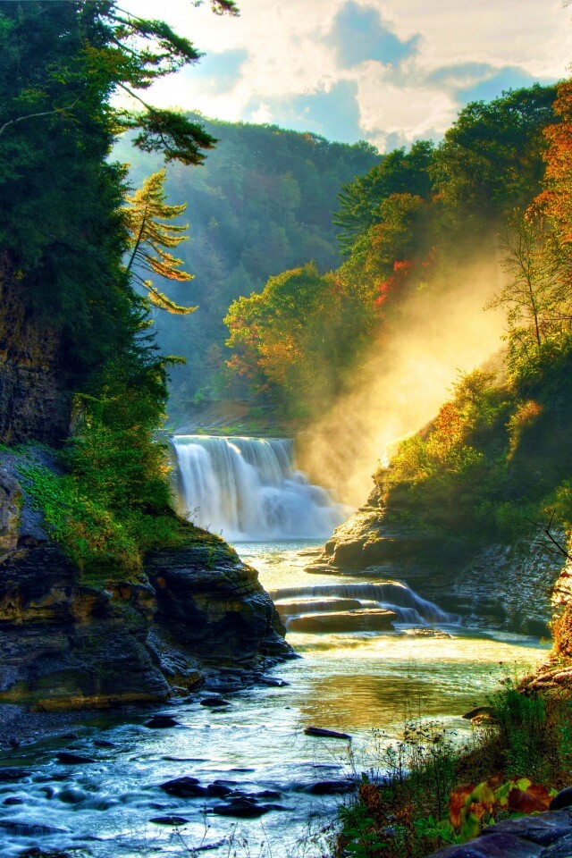 Скалистый водопад обои