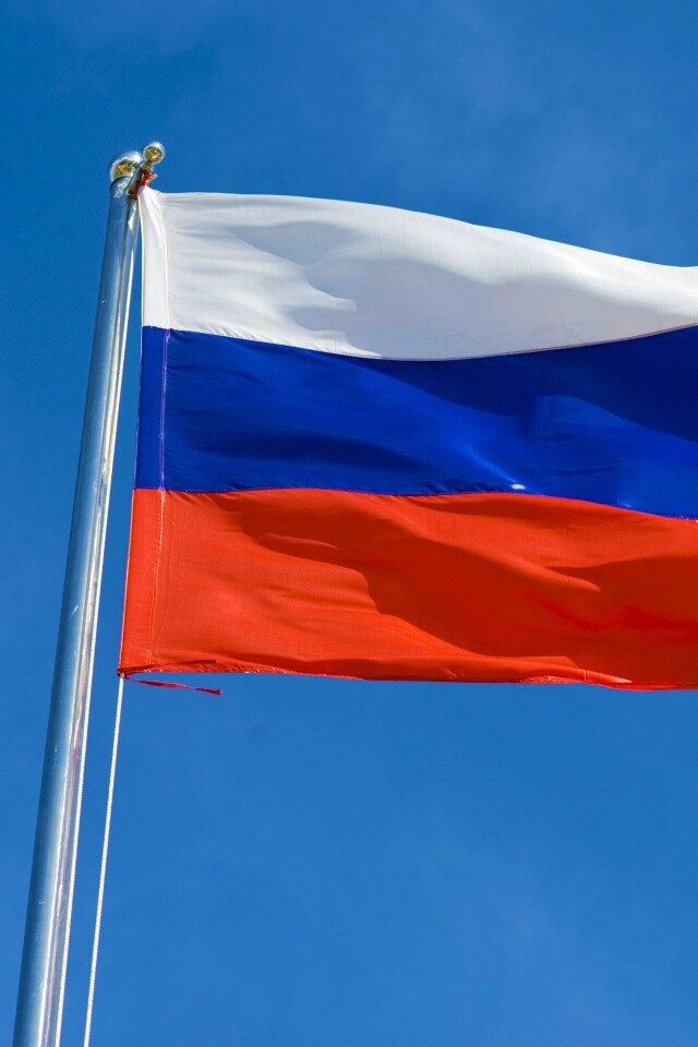 Флаг России на флагштоке обои