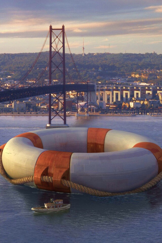 Огромный спасательный круг обои