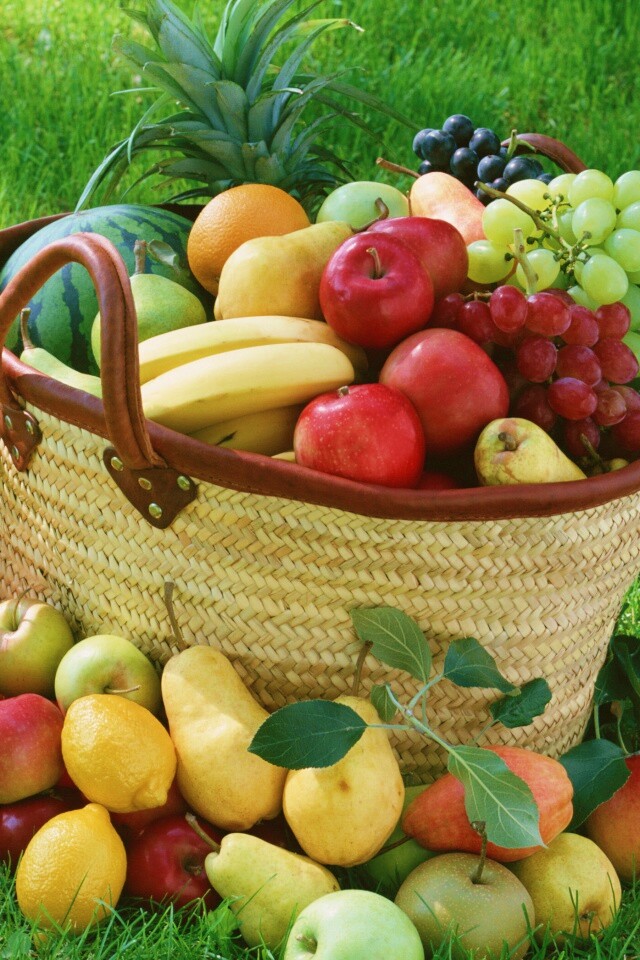 Корзина с фруктами обои