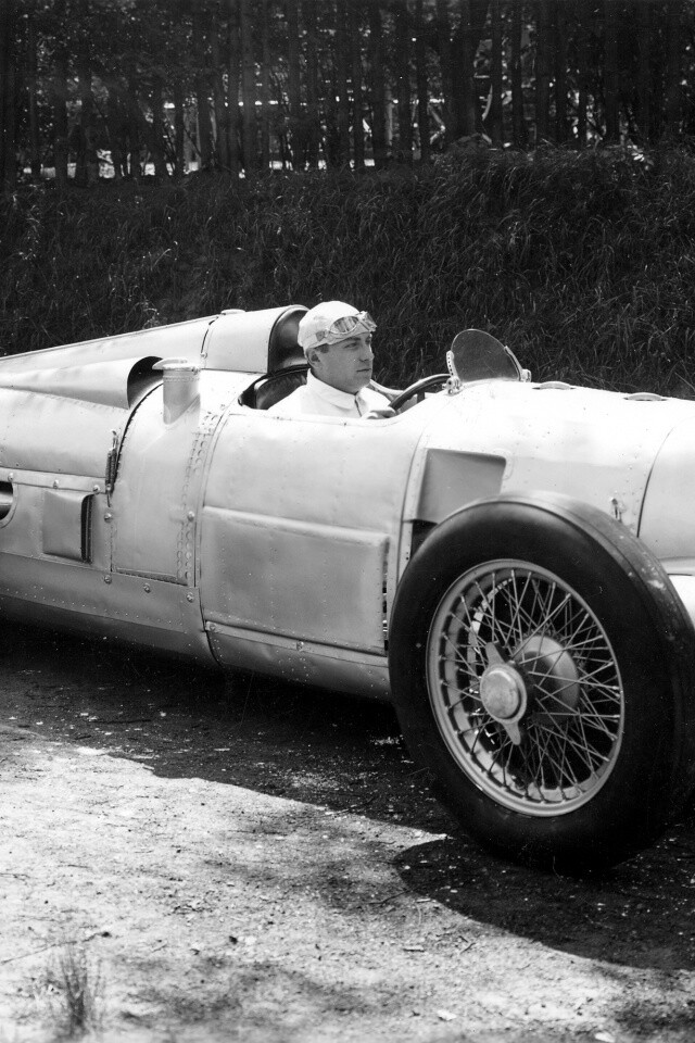 Старинный гоночный автомобиль обои