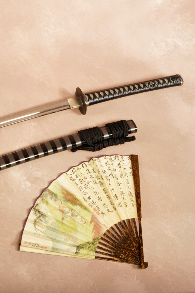 Катана и веер обои