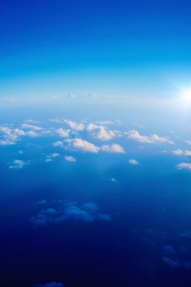 Вид с верхних слоёв атмосферы обои