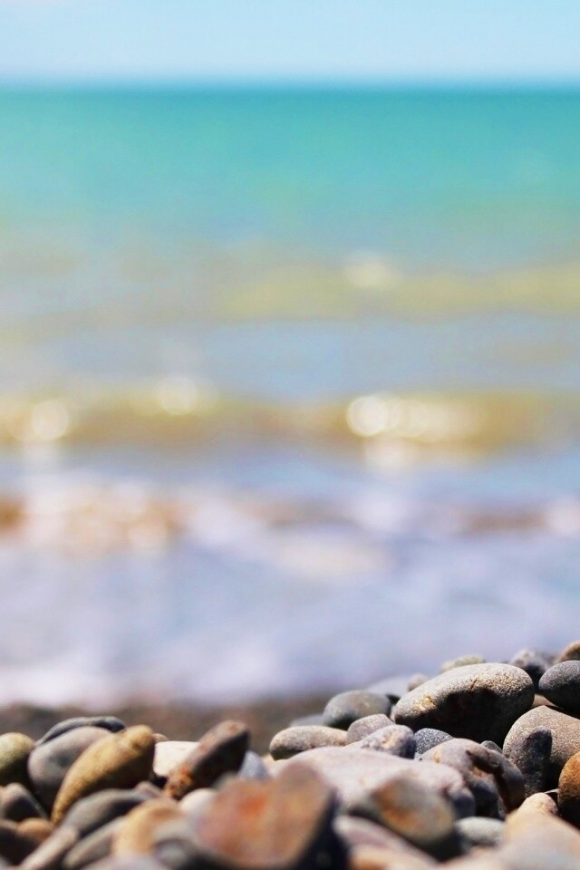 Пляж из гальки обои