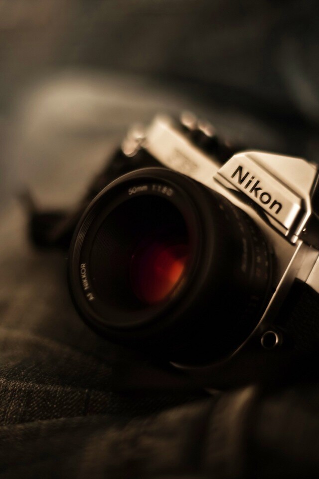 Плёночный фотоаппарат Nikon обои