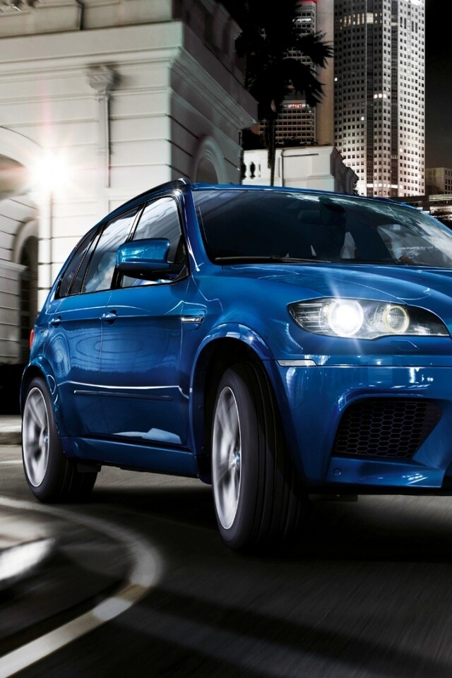 Синий кроссовер BMW обои