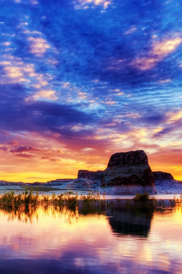 Горное озеро обои