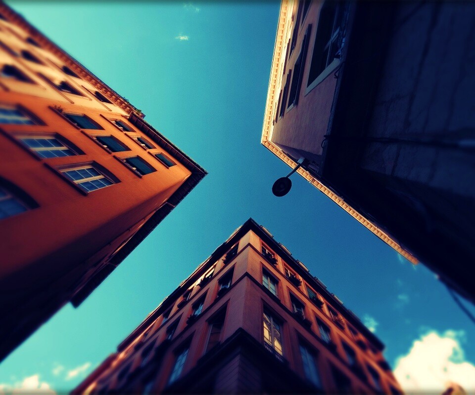 Три дома обои