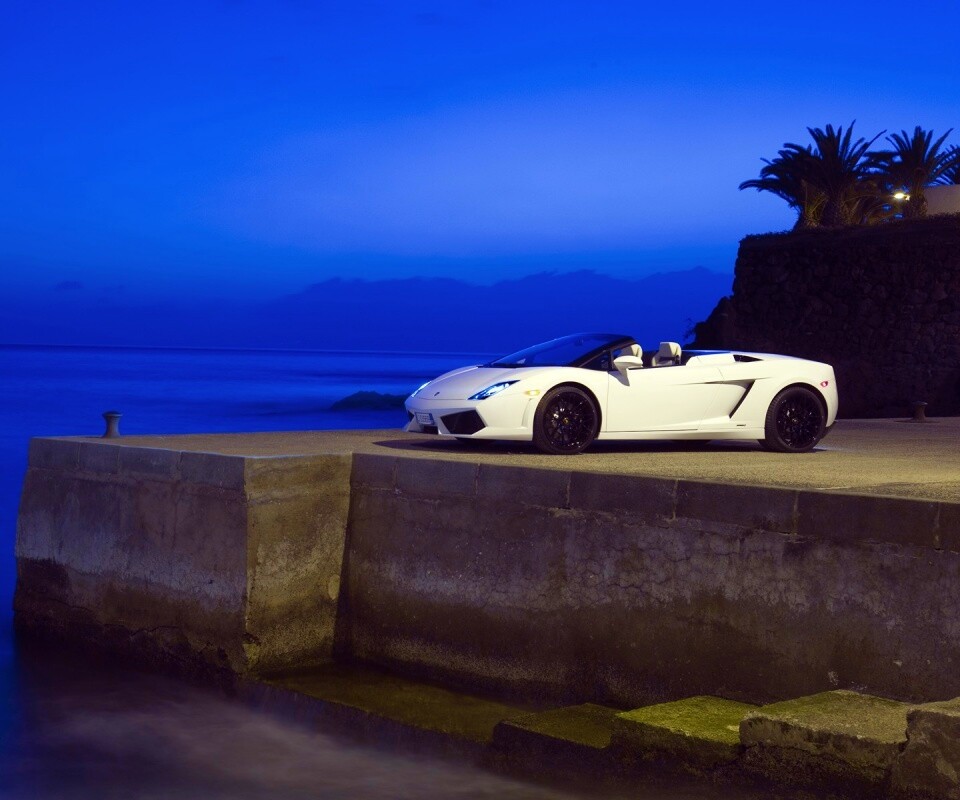 Белый кабриолет ламбо обои
