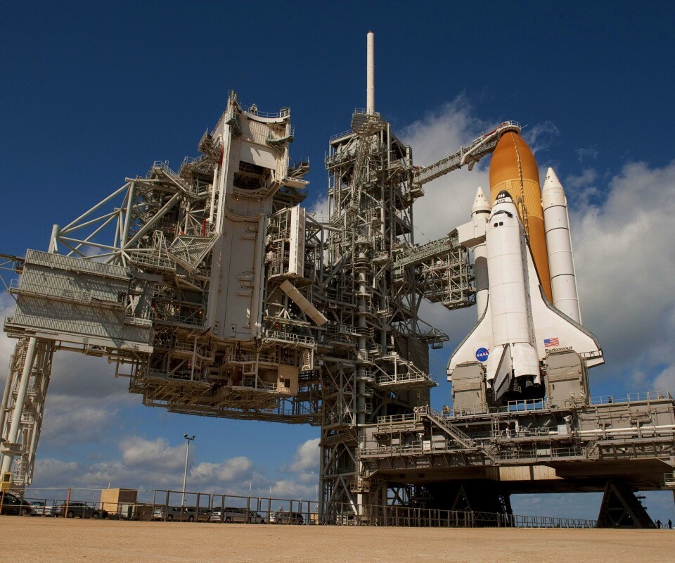 Шаттл на старте обои