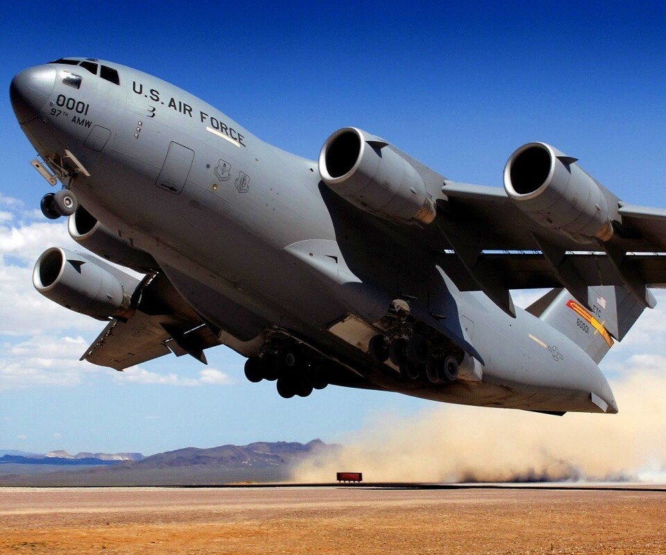 Транспортный самолет воздушных сил США обои