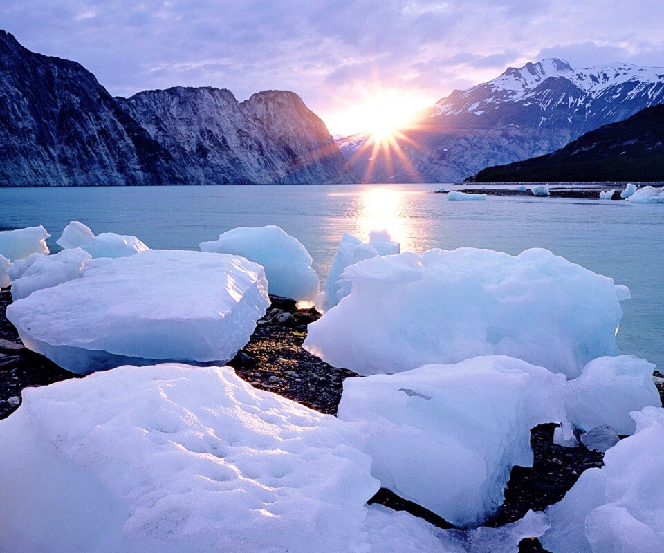 Зимнее горное озеро обои