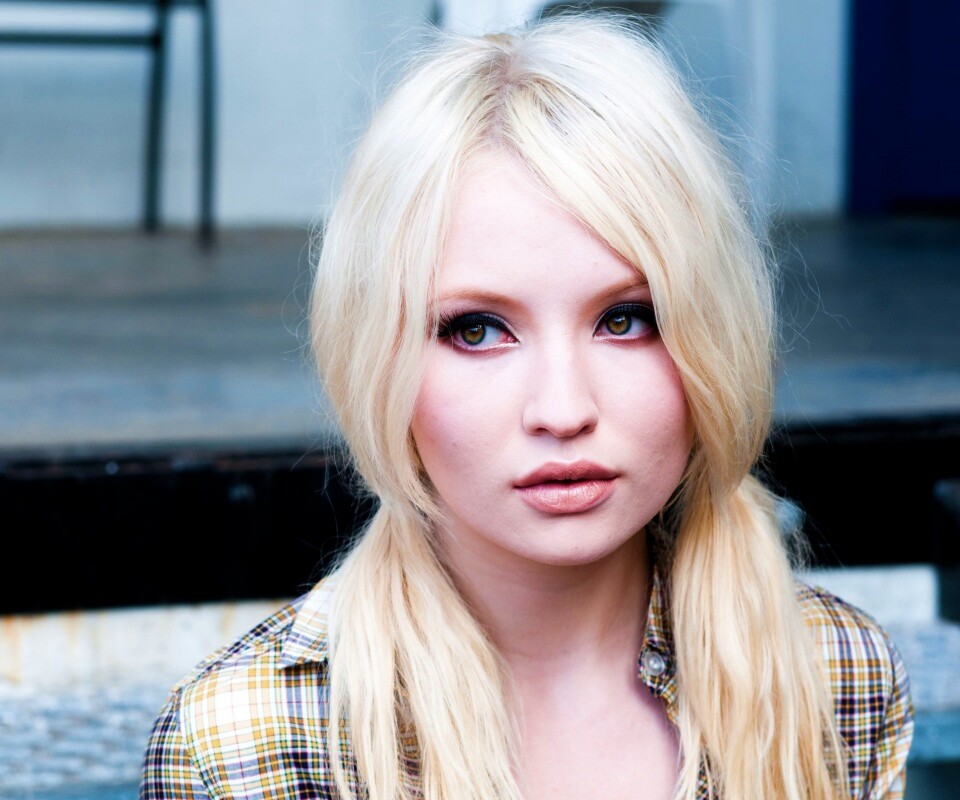 Эмили Браунинг обои