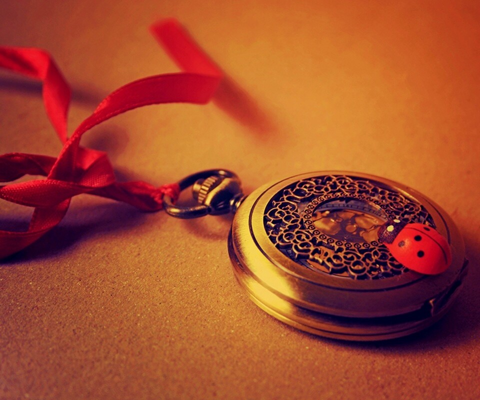 Искусные карманные часы обои